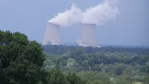 Le centrale nucléaire de Belleville-sur-Loire - Par LeMorvandiau — Travail personnel, CC BY-SA.