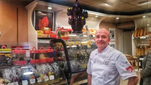 Frédéric Roy dans sa boulangerie rue de France à Nice 