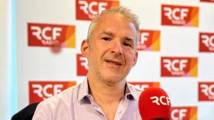 Si aujourd’hui la littérature "se veut politique", ce n’est donc pas "en adhérant à un camp mais en participant du jeu de la démocratie", selon Alexandre Gefen ©RCF