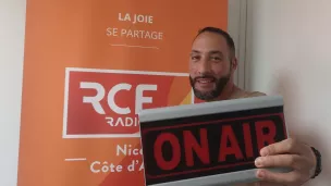 Kaotik dans le studio de RCF Nice Côte d'Azur 