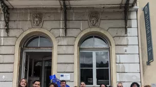 Des participants à la journée de l'Europe le mercredi 4 mai 2022 à Grenoble