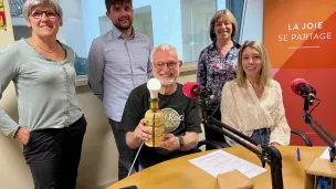 Pascale Beaubatie la principale du collège de Bessines, Hélène Frenay, adjointe au maire, Jimmy Viennois, artisan local, Claire Barse et Morgan Carlux, chargés de missions à l’Association Limousine des Challenges