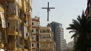 Une croix dans une rue du quartier de Bourj Hammoud à Beyrouth - © RCF Lyon (Jean-Baptiste Cocagne)