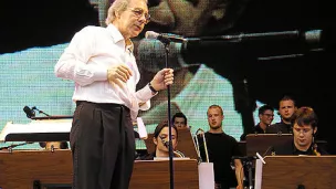 ©  Wiki Commons. Lalo Schifrin soufflera ses 90 bougies le 21 juin. 