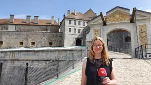 Laurène Mansuy, directrice du château de Joux © Chloé Vernet
