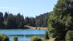 Lac Genin Fédération Française de la Randonnée Pédestre de l'Ain