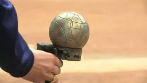 La boule lyonnaise, discipline à ne pas confondre avec la pétanque ! © DR.