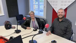 Dominique Cambianica et Yann Porte dans le studio de RCF Jerico Moselle. ©RCF