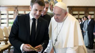 Emmanuel Macron en visite au Vatican, le 24 octobre 2022 © Photograph by Vatican Media / Catholic Press Photo / HANS LUCAS. 