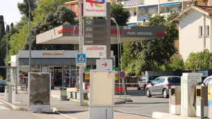 Une station service à Nice - Photo RCF