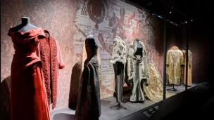 Exposition Lecoanet Hemant, les orientalistes de la haute couture. Cité de la dentelle et de la  mode, Calais © Photo Thomas Deschampss