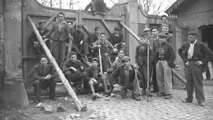 Grève des mineurs de 1948, mines de la Béraudière ©Wikimédia commons