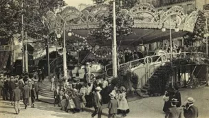 Carte postale ancienne de la foire Saint-Martin (Aux alentours de 1912)