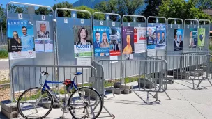 Affiches électorales Saint-Jorioz, élections législatives 2022 ©RCF Haute-Savoie