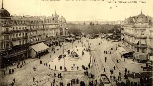 ® Montpellier.fr Montpellier d'autrefois en cartes postales : place de la Comédie