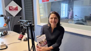 Stéphanie Changarnier dans les studios de RCF à Metz