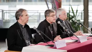 À la suite de l'assemblée plénière des évêques à l'automne 2021, une conférence de presse par Mgr Dominique Blanchet, Mgr Éric de Moulins-Beaufort et Mgr Olivier Leborgne, le 08/11/2021 à Lourdes ©Laurent Ferriere / Hans Lucas