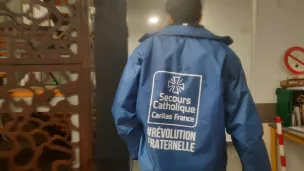 Les bénévoles arpentent les couloirs pour aller d'une mission à une autre à Nice - Photo RCF