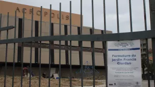 Le jardin désormais fermé pour enclencher les travaux de destruction d'Acropolis et de prolongement de la Promenade du Paillon - RCF 