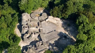 Ruines de la forteresse de Montrond. © Facebook officiel.