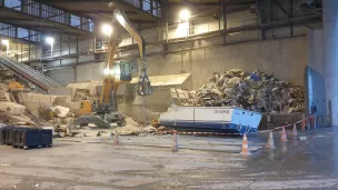 Démantèlement d'un bateau en cours - site de SOFOVAR Fréjus