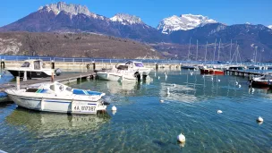 Le Lac d'Annecy, rive ouest. ©Victorien Duchet/RCF Haute-Savoie