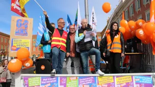 Les représentants de l'intersyndicale en plein discours à Nice - RCF - 15 mars 2023