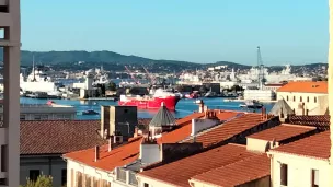 L'Ocean Viking débarque à Toulon, le 11 novembre 2022