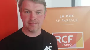 Alexandre Vrac, gérant de la boutique Trott'issime, à Alençon. ©A.C./RCF Orne