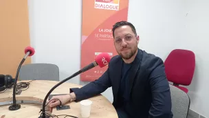 Levon Khozian dans les studios de ©Dialogue RCF