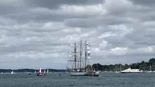 Petite parade Semaine du Golfe du Morbihan 2023 à Baden ©RCF Sud Bretagne