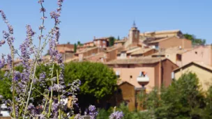 La commune de Roussillon, dans le Vaucluse ©Unsplash