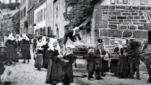 La commune de Pont-Aven, dans le Finistère, vers 1930 ©Wikimédia commons