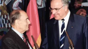 François Mitterrand et Helmut Kohl (1987) ©Wikimédia commons