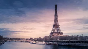 Tour Eiffel de Paris vu de la Seine. ©Unsplash 