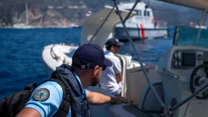 Un contrôle de bateau au large de Beaulieu-sur-mer dans les Alpes-Maritimes - Alejandro Martinez Gonzalez / Collectif DR.