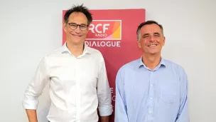 François Dumasy et Pascal Ausseur dans les studios de Dialogue RCF ©Robert Poulain