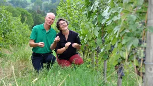 Régis et Aude-Reine Anouil © Evelyne Deveaux pour Domaine de La Bénisson-Dieu 