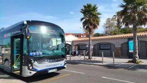 La ligne 83 dessert désormais la gare d'Ollioules / Sanary. Photo TS