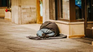 Infirmiers de rue veut mettre fin au sans-abrisme à Bruxelles © Jon Tyson, Unsplach