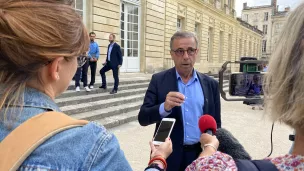 Pierre Hurmic le maire de Bordeaux a annoncé ce mercredi pendant sa conférence de presse de rentrée que les allées de Tourny seraient le prochain grand chantier de la ville ©Clément Guerre.