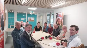 Une table ronde enregistrée dans les locaux de la pension Le Galoubet, à Clermont-Ferrand