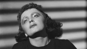 Édith Piaf en 1939 (Photo studio Harcourt)