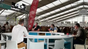 Le plateau de RCF installé dans le hall 3 de la Grande Halle d'Auvergne ©RCF