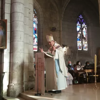 2020 RCF - Monseigneur Vincent Jordy durant la célébration de l'Immaculée Conception à L'Ile Bouchard
