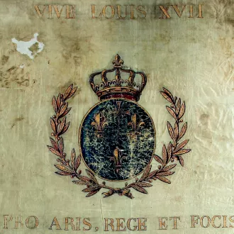 DR - drapeau de "monsieur Henri", conservé dans la famille de Guerry