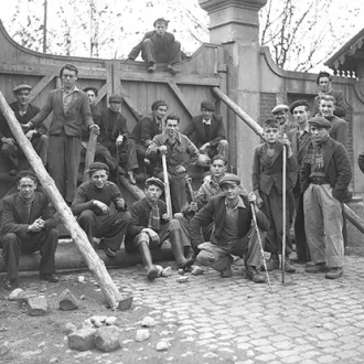 Grève des mineurs de 1948, mines de la Béraudière ©Wikimédia commons