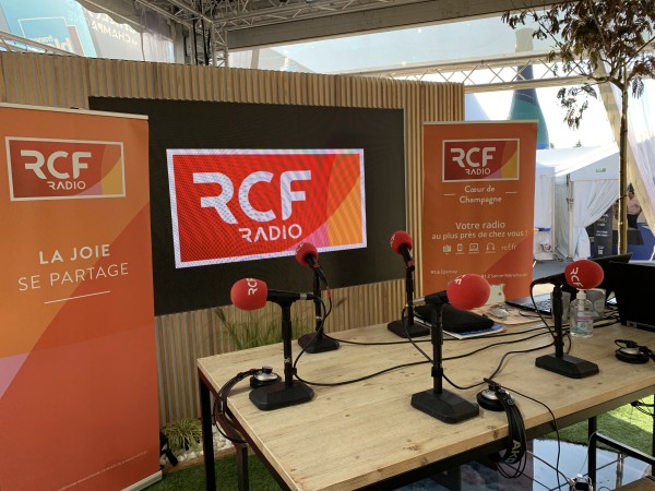 RCF en direct de la Foire de Châlons RCF en direct de la Foire de Châlons