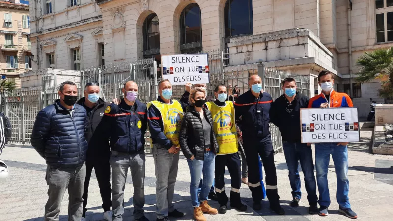2021 RCF - Policiers et pompiers devant le tribunal de Nice ce 20 avril