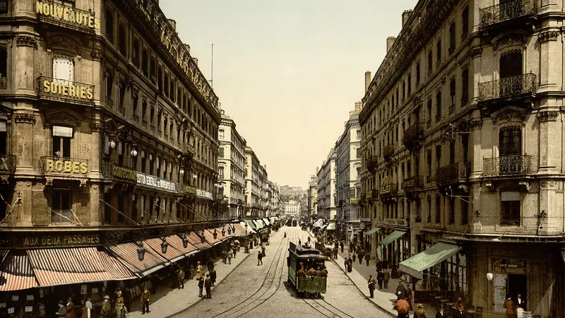 Flickr - La rue de la république en 1895